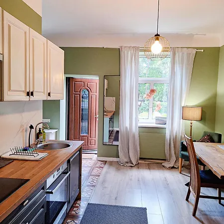 Appartement Newly Made With Private Entrance - 1st Floor *