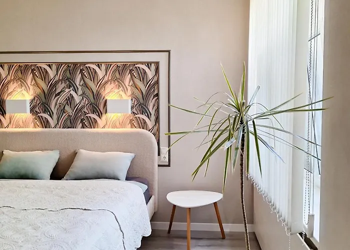 Apartment Newly Made With Private Entrance - 1st Floor *