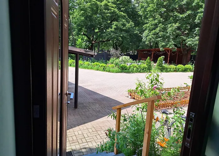 Апартаменты Newly Made With Private Entrance - 1st Floor