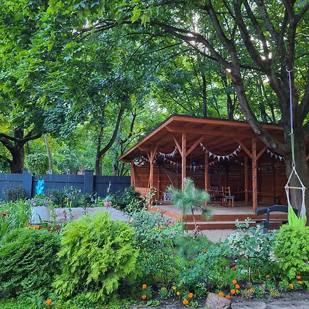 Newly Made With Private Entrance - 1st Floor شقة *